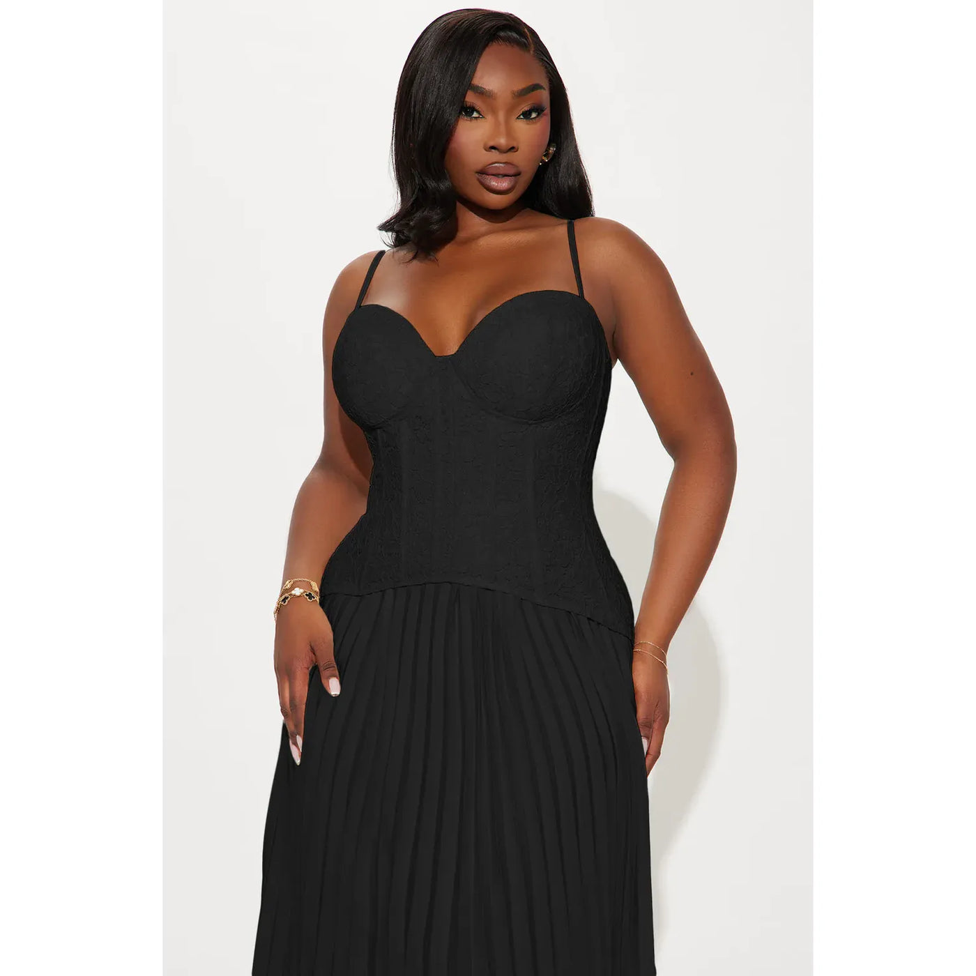 Black Daniella Lace Corset Pleated Maxi – The Curvy Rental Boutique