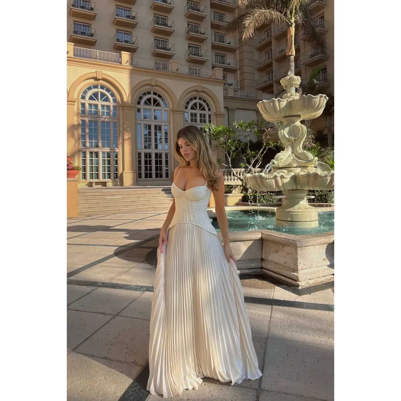 Cream Daniella Lace Corset Pleated Maxi – The Curvy Rental Boutique
