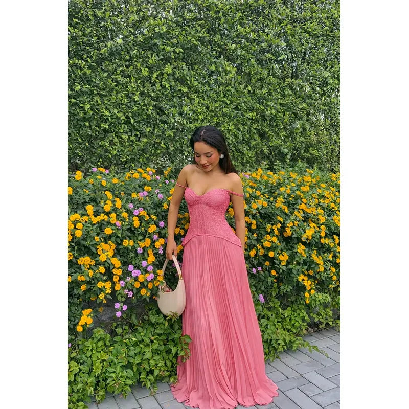 Pink Daniella Lace Corset Pleated Maxi – The Curvy Rental Boutique