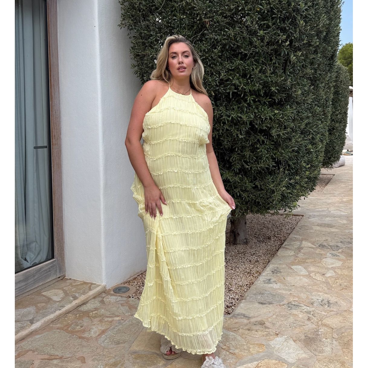 Butter Aullie Maxi – The Curvy Rental Boutique