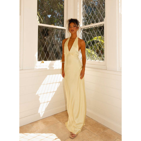 Lemon Heavy Hearted Satin Maxi – The Curvy Rental Boutique